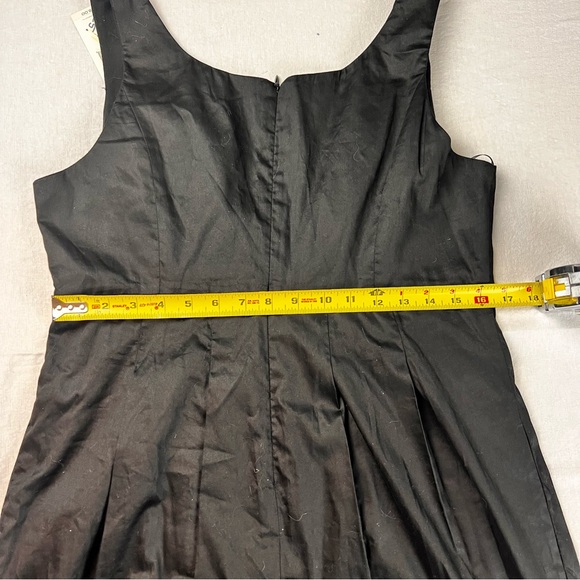 Max and Cleo Chic Black Sleeveless Dress With Geometric Hem Cutouts Formal 14 - Picture 7 of 8